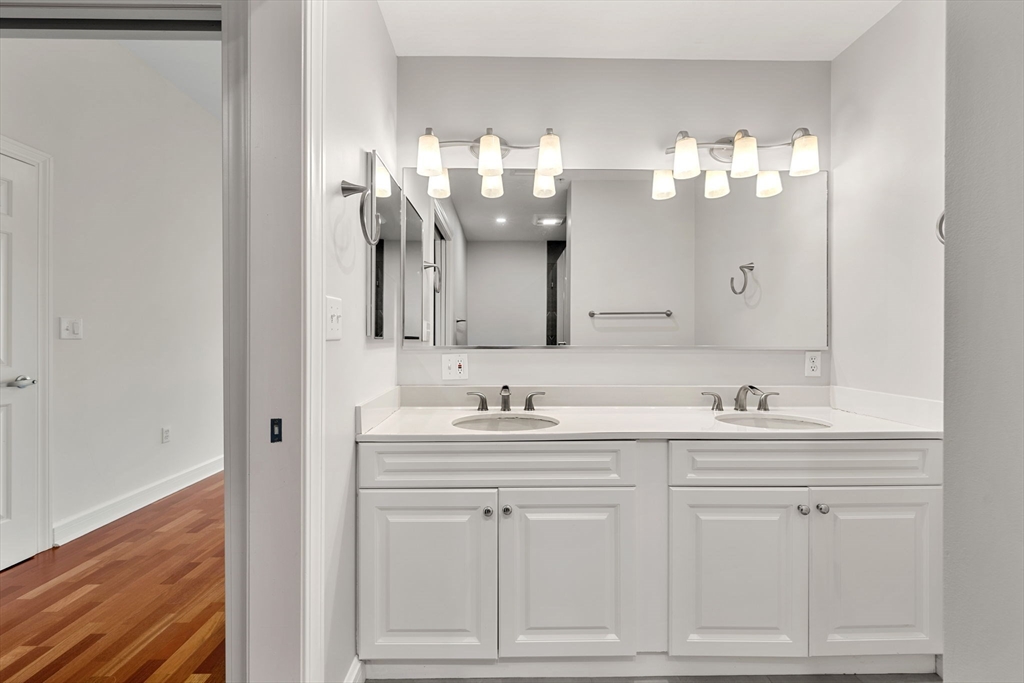38 Village Road, Unit 715 Middleton, MA 01949 - Photo 13 of 33 Gallery Image 13