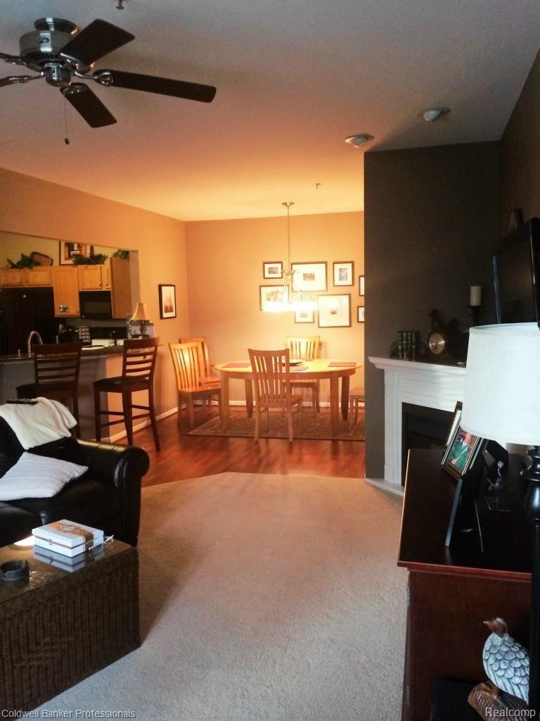 1648 Deepwood Circle Rochester, MI 48307 - Photo 14 of 21 IMG_0954.jpg