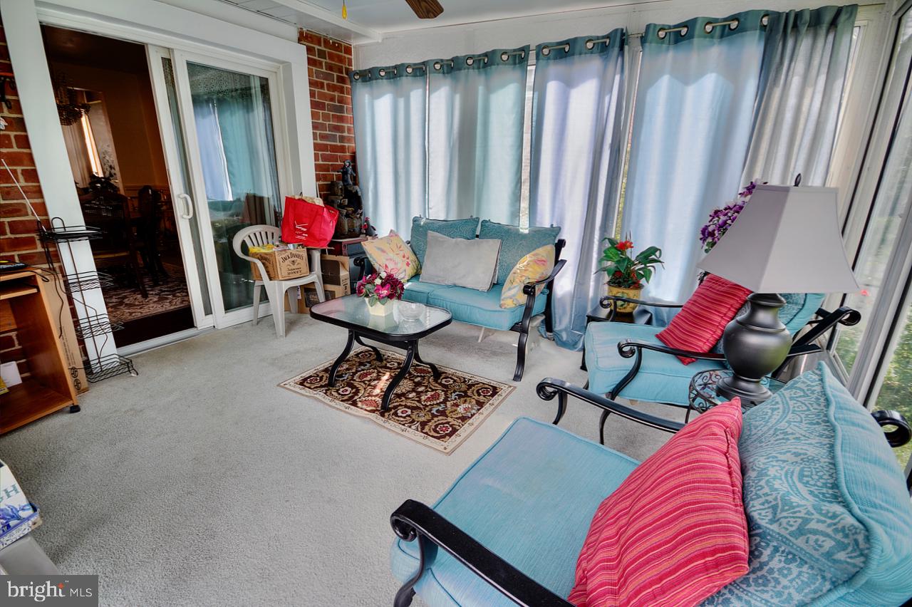409 Achille Road Havertown, PA 19083 - Photo 12 of 20