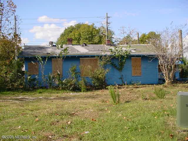 1794 Kings Road Jacksonville, FL 32209 - Photo 2 of 2 Rear