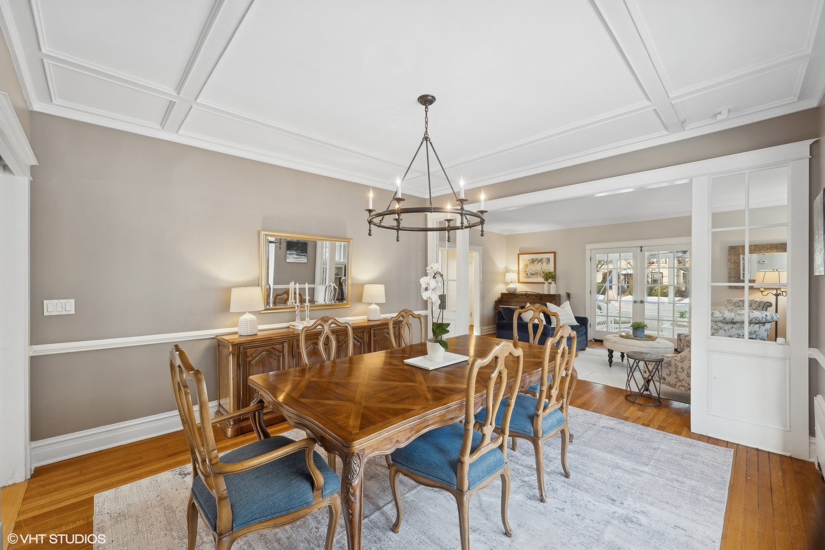 621 Maple Avenue Wilmette, IL 60091 - Photo 11 of 45 a view of a dining room with furniture window and wooden floor