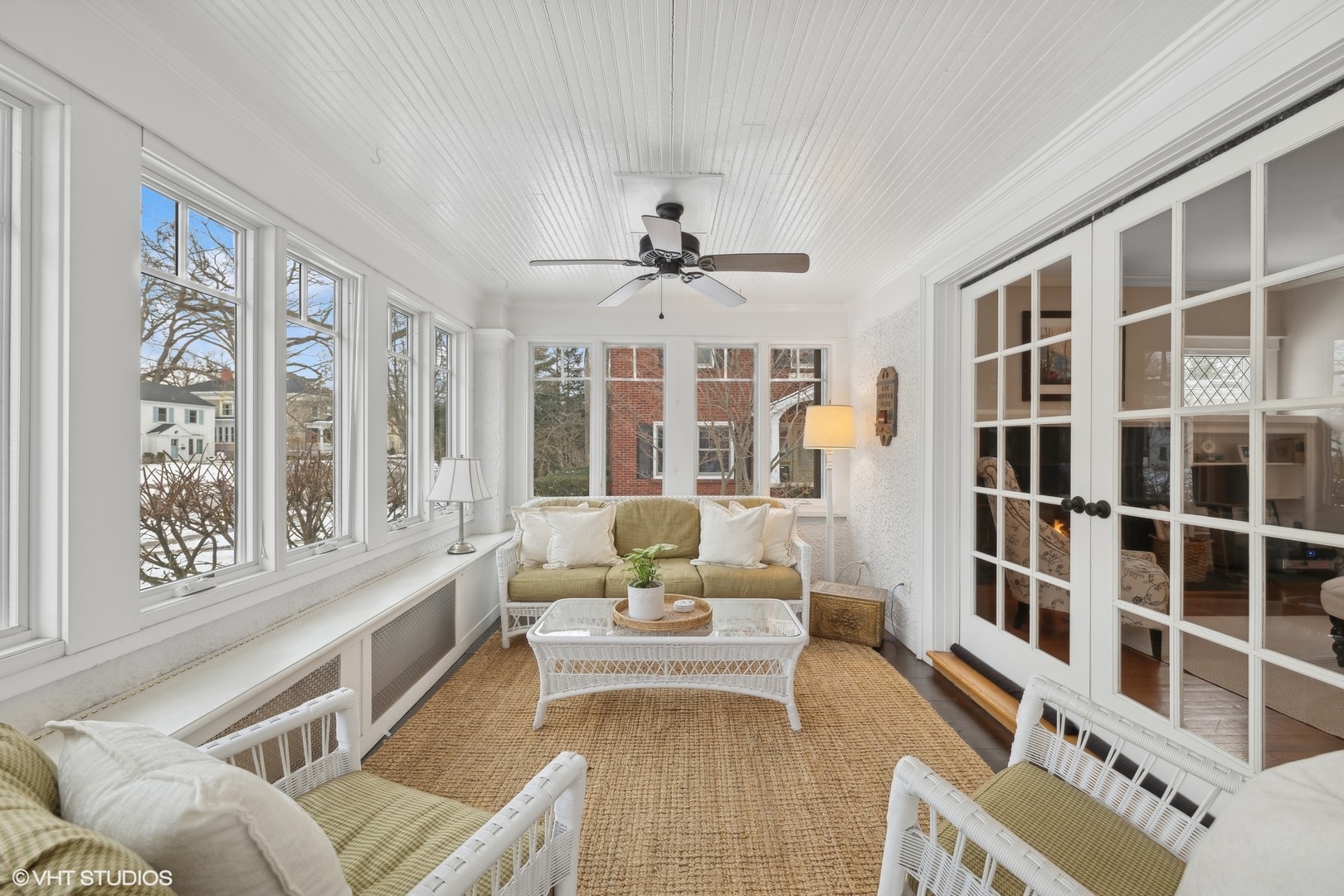 621 Maple Avenue Wilmette, IL 60091 - Photo 5 of 45 a living room with furniture and a large window