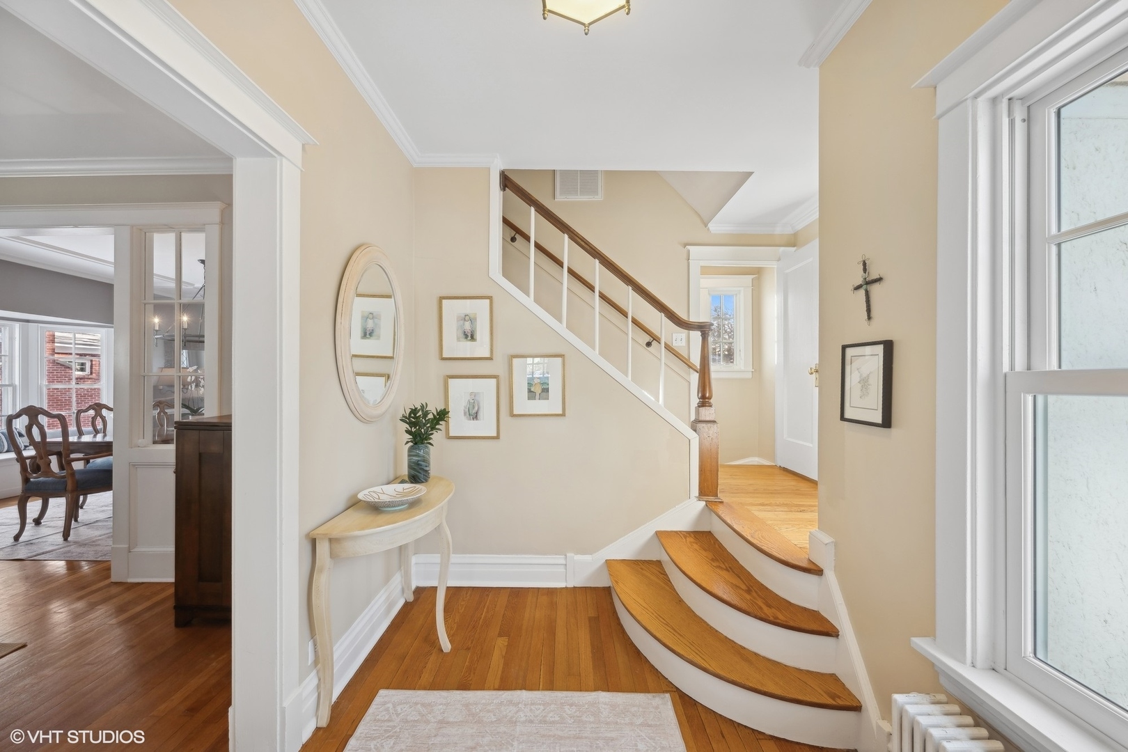 621 Maple Avenue Wilmette, IL 60091 - Photo 6 of 45 a bathroom with a sink and a mirror