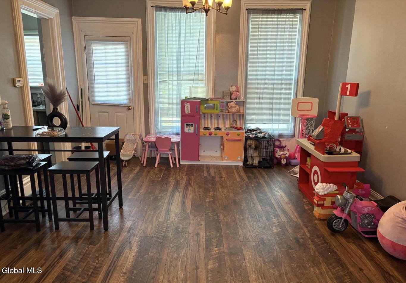 668 3rd Avenue Troy, NY 12182 - Photo 6 of 11 20250725222458286099000000-o
