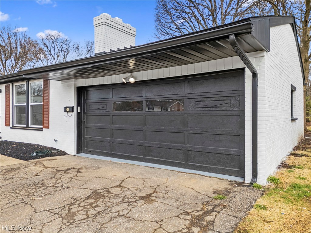 4885 4th Street Northwest Canton, OH 44708 - Photo 4 of 36