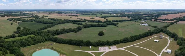 $537,600 | Tbd Northwest Tbd Nw Mm Highway, Urich, MO 64788