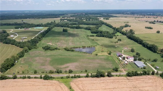 $537,600 | Tbd Northwest Tbd Nw Mm Highway, Urich, MO 64788