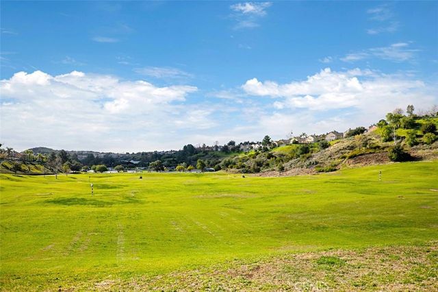 $1,449,000 | 28 Lawnridge, Rancho Santa Margarita, CA 92679