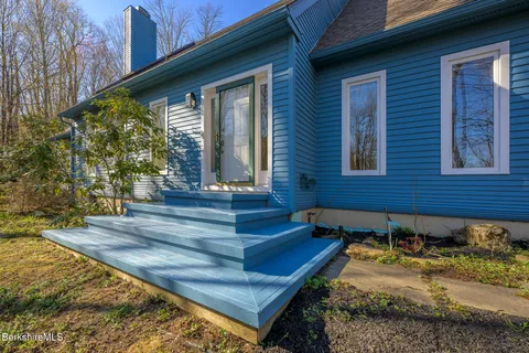 $1,500,000 | 140 Beartown Mountain Road, Monterey, MA 01245