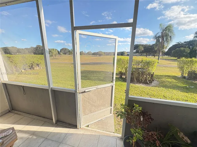 $1,550 | 13250 Southwest 4th Court, Unit 110G, Pembroke Pines, FL 33027