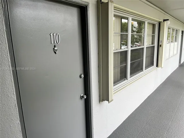 $1,550 | 13250 Southwest 4th Court, Unit 110G, Pembroke Pines, FL 33027