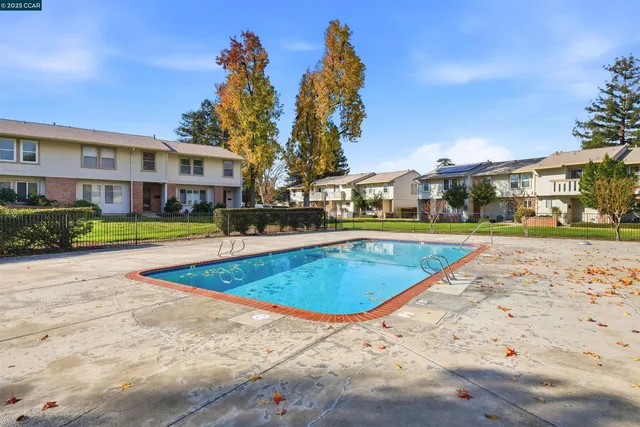 $535,000 | 1804 Wildbrook Court, Unit C, Concord, CA 94521
