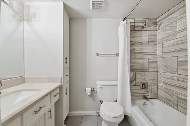 $599,000 | 7535 Olympia Drive, Houston, TX 77063