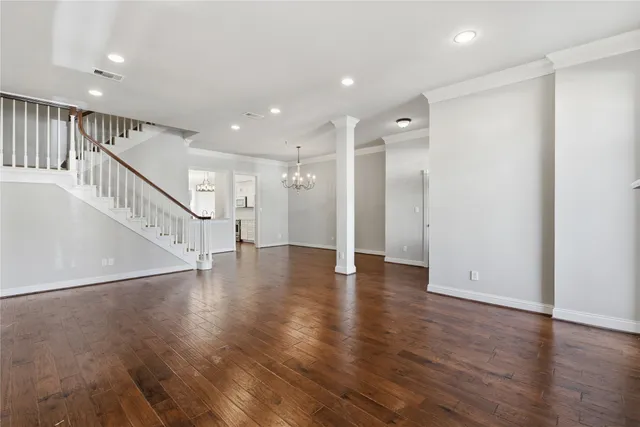 $599,000 | 7535 Olympia Drive, Houston, TX 77063