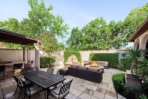 $1,798,000 | 3751 Aberdeen Way, Houston, TX 77025