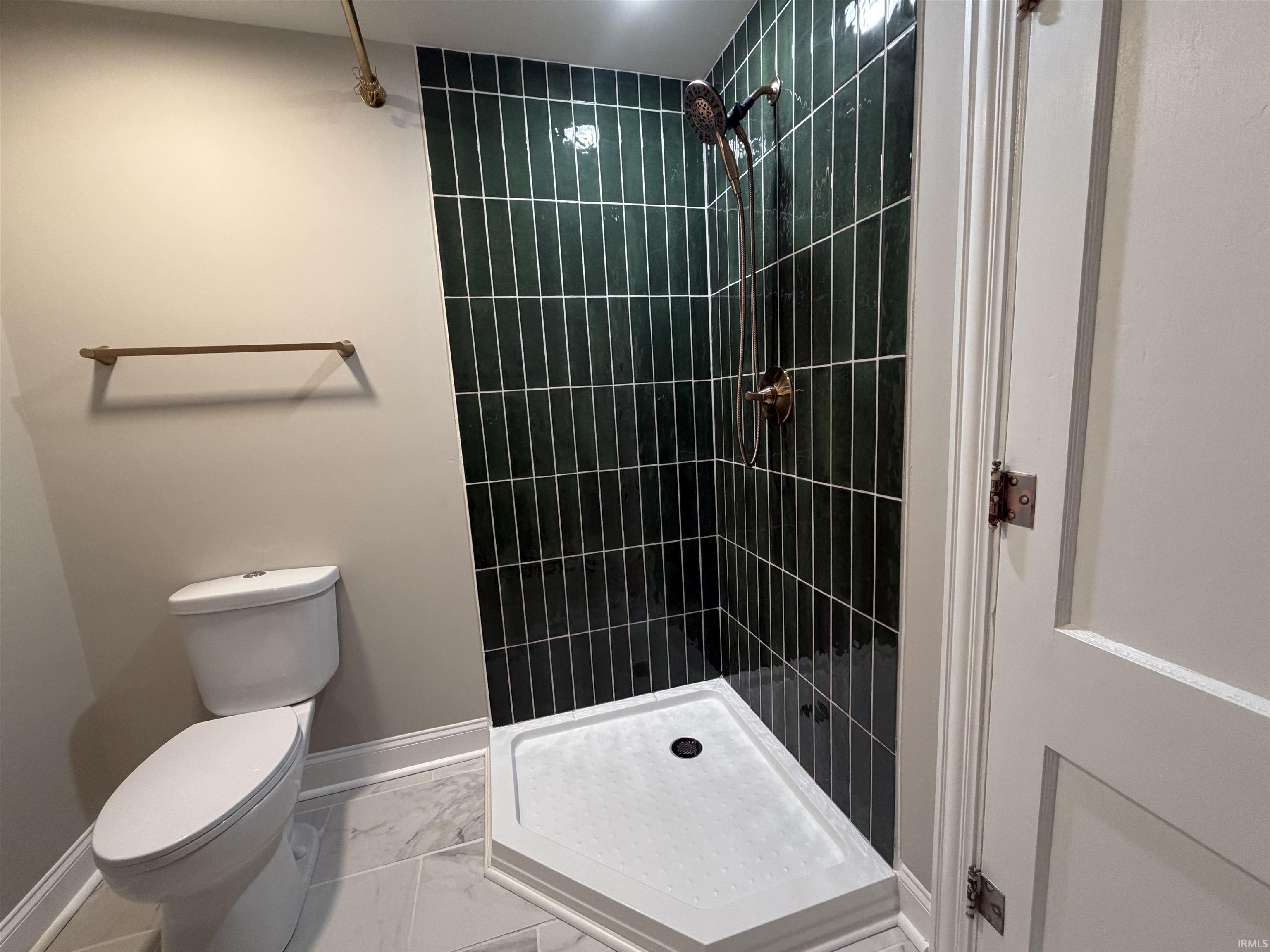 212 West Madison Street Tipton, IN 46072 - Photo 14 of 31