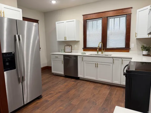 $279,900 | 212 West Madison Street, Tipton, IN 46072