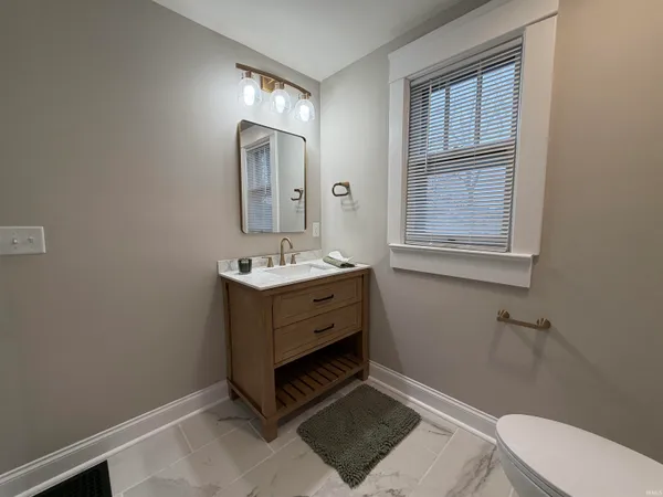 $279,900 | 212 West Madison Street, Tipton, IN 46072