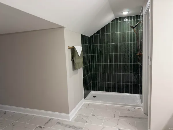 $279,900 | 212 West Madison Street, Tipton, IN 46072