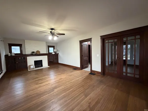 $279,900 | 212 West Madison Street, Tipton, IN 46072