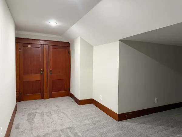 $279,900 | 212 West Madison Street, Tipton, IN 46072