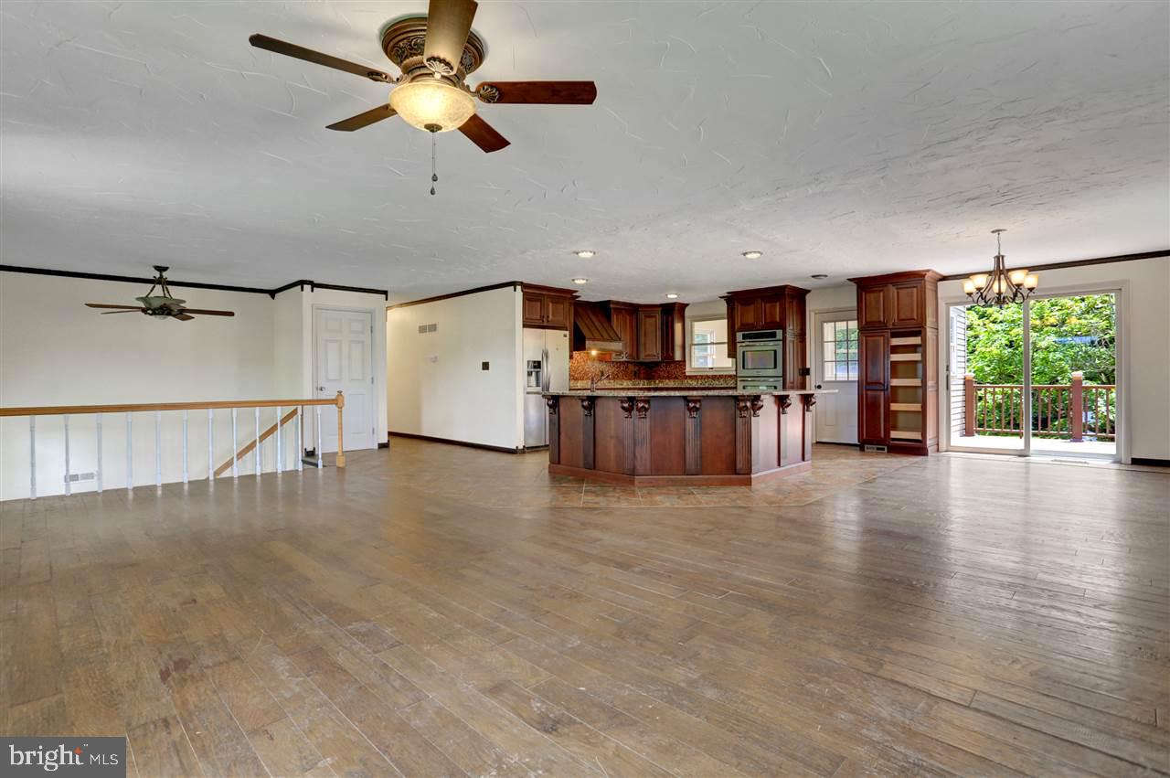 2054 Stauffer Road Spring Grove, PA 17362 - Photo 8 of 29