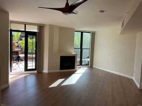 $4,300 | 500 West Harbor Drive, Unit 318, San Diego, CA 92101