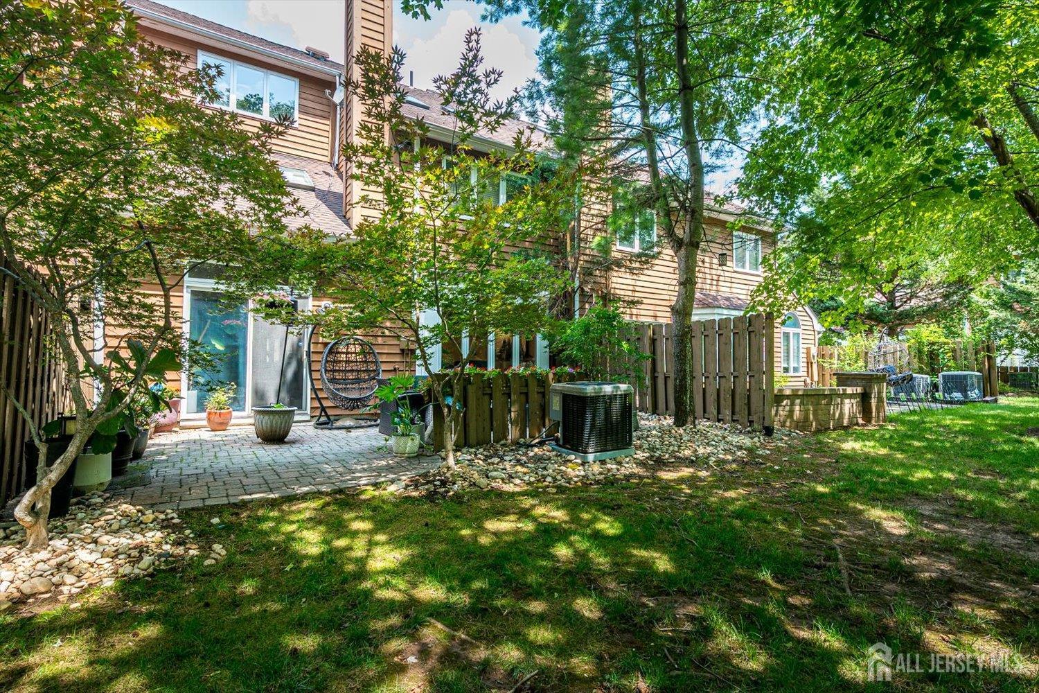162 Coppertree Court Edison, NJ 08820 - Photo 27 of 35