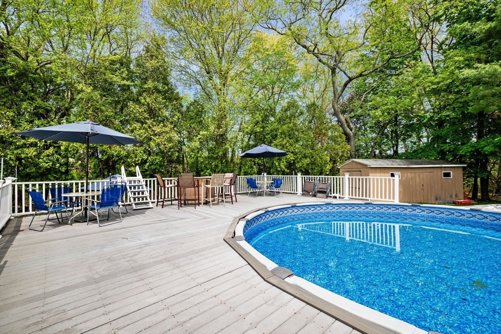 42 Walnut Street Saugus, MA 01906 - Photo 1 of 41