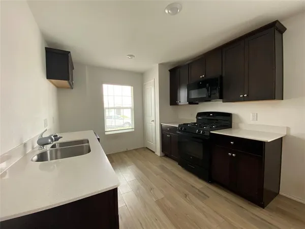 $225,000 | 5911 Nyquist Way, Forney, TX 75126