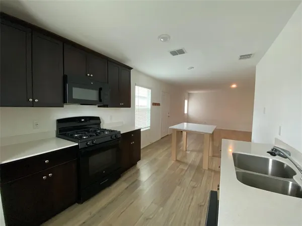 $225,000 | 5911 Nyquist Way, Forney, TX 75126