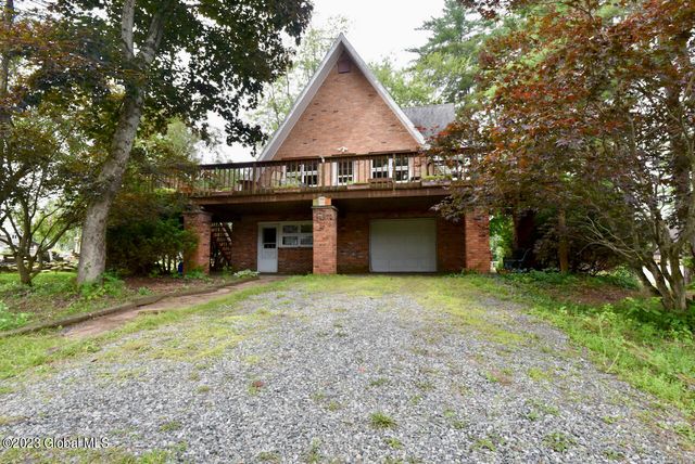 $250,000 | 113 Pike Avenue, Broadalbin, NY 12025