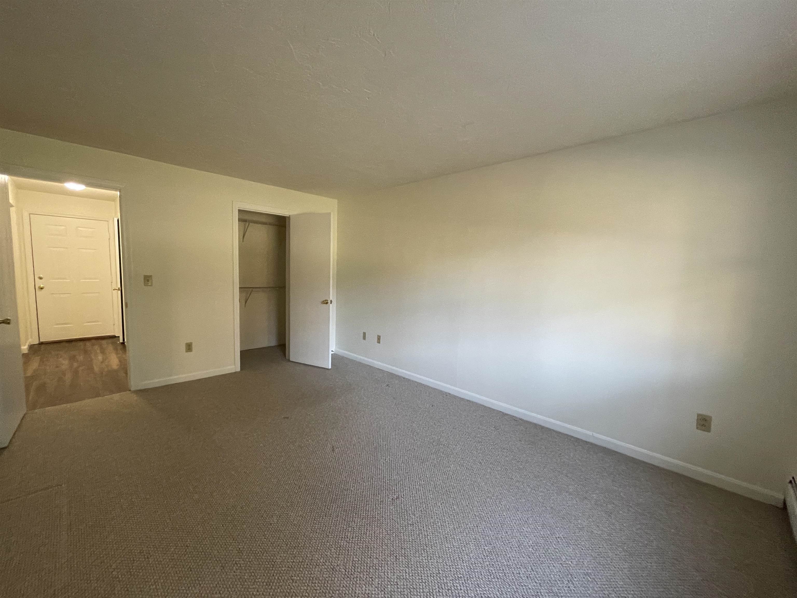 383 Huse Road, Unit 9 Manchester, NH 03103 - Photo 28 of 39