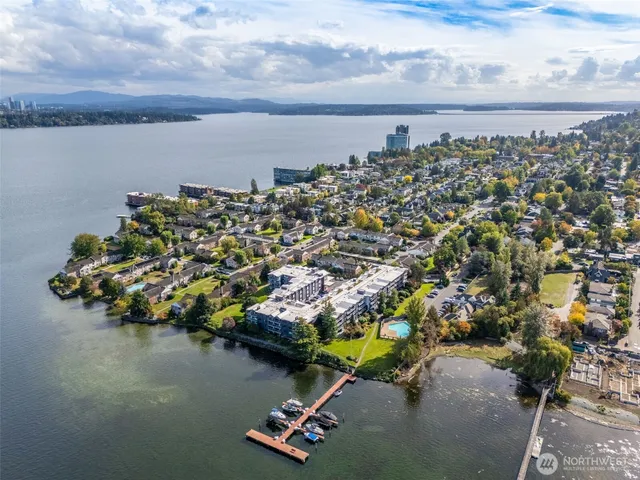 $650,000 | 2502 Canterbury Lane East, Unit 406, Seattle, WA 98112