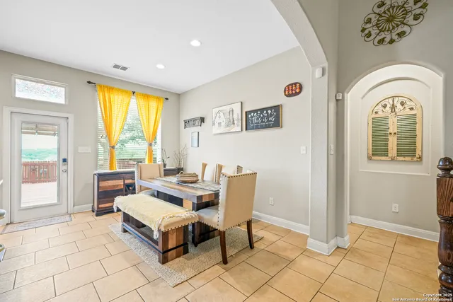 $525,000 | 449 Timber Crk Drive, Schertz, TX 78108