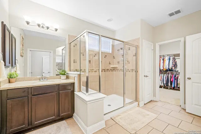 $525,000 | 449 Timber Crk Drive, Schertz, TX 78108