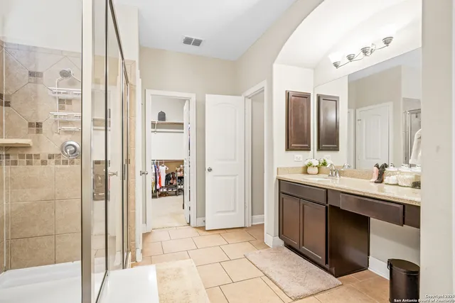 $525,000 | 449 Timber Crk Drive, Schertz, TX 78108