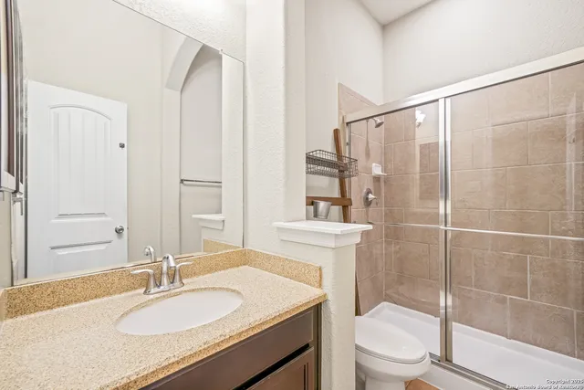 $525,000 | 449 Timber Crk Drive, Schertz, TX 78108