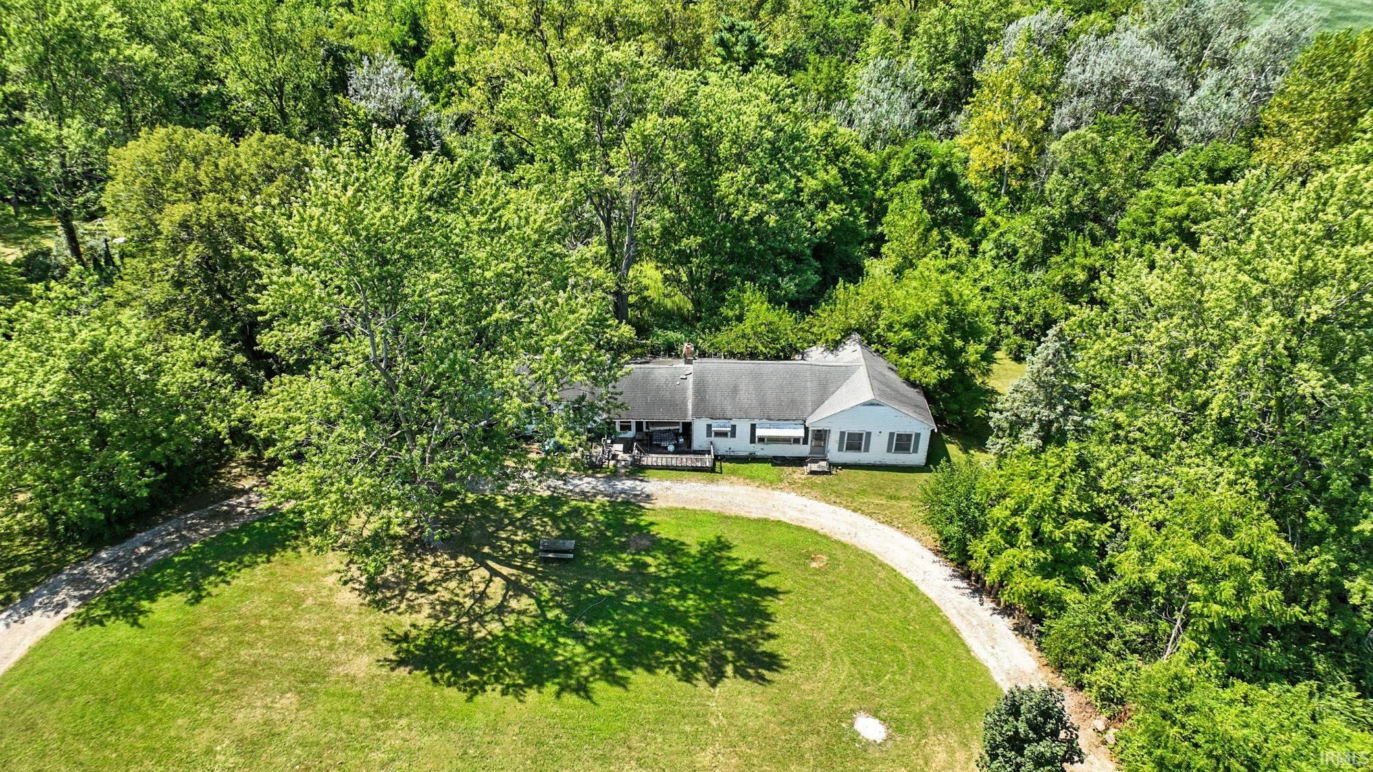 8608 Winchester Road Fort Wayne, IN 46819 - Photo 2 of 13