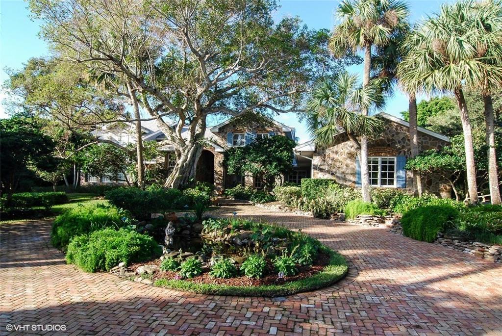 17 Mandalay Road Sewall's Point, FL 34996 - Photo 3 of 32 Gallery Image 3