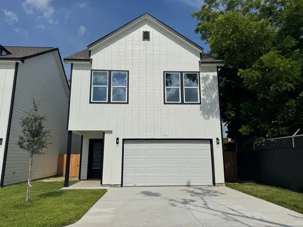 $399,000 | 1304 Duff Lane, Houston, TX 77022