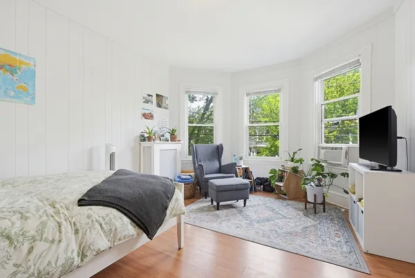 $3,700 | 298 Brookline Street, Unit 2, Cambridge, MA 02139