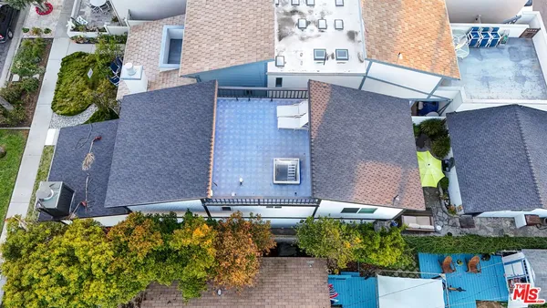 $7,900 | 219 13th Street, Huntington Beach, CA 92648