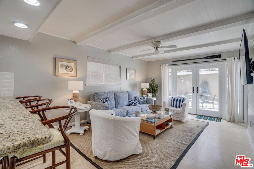 219 13th Street Huntington Beach, CA 92648 - Photo 3 of 16