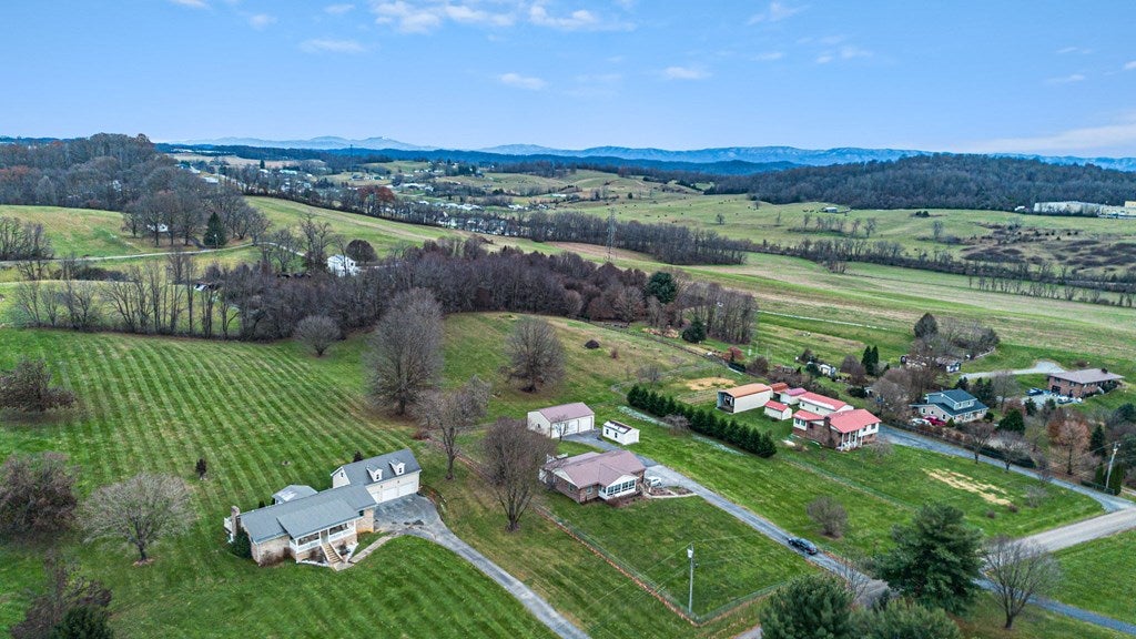 15204 Peaceful Valley Road Abingdon, VA 24210 - Photo 57 of 60 Gallery Image 57