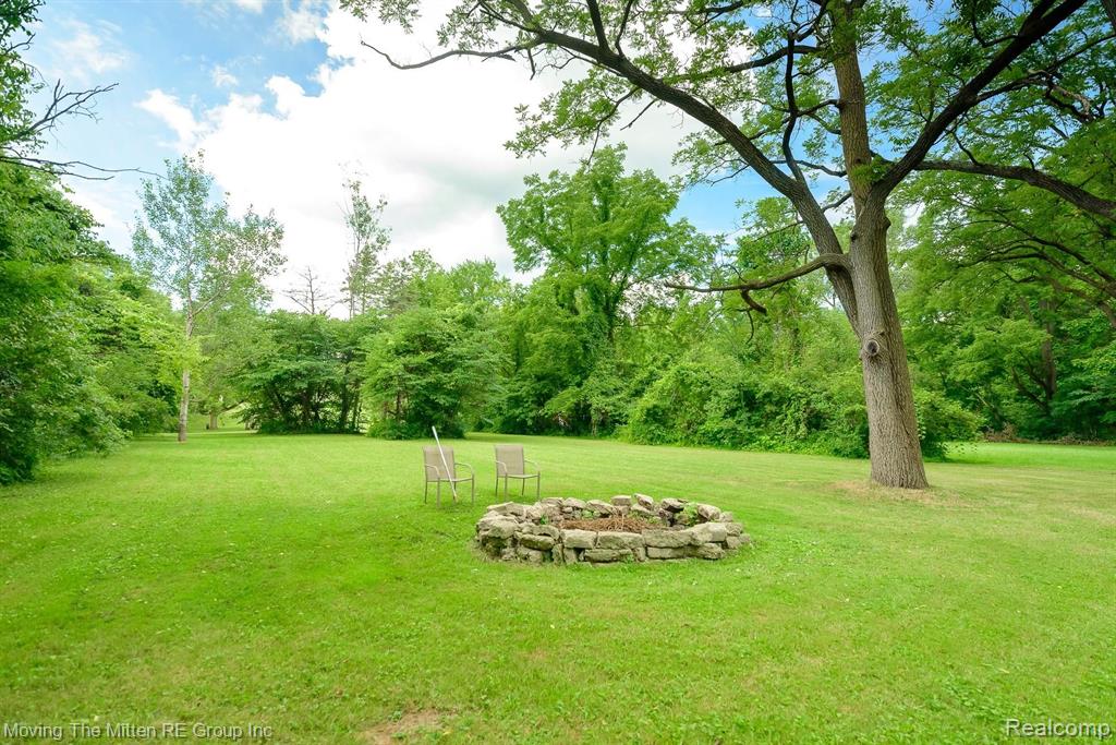 21983 Bell Road New Boston, MI 48164 - Photo 52 of 58