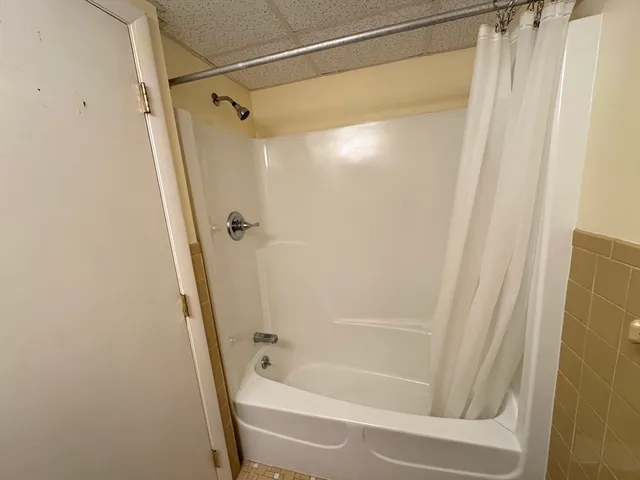 $2,200 | 1691 Cambridge Street, Unit 42, Cambridge, MA 02138