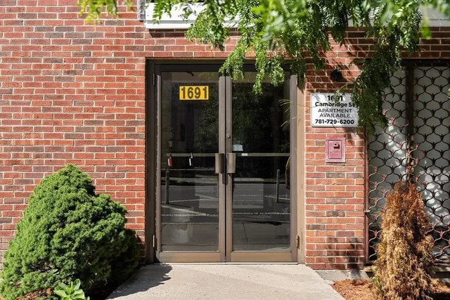 $1,800 | 1691 Cambridge Street, Unit 42, Cambridge, MA 02138