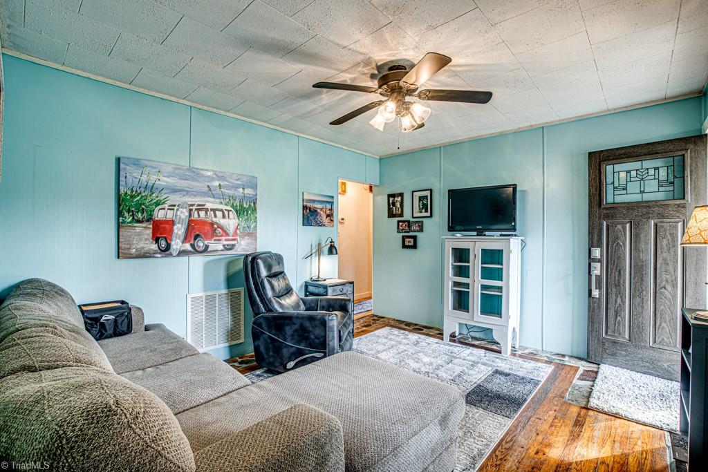 3144 South Stratford Road Clemmons, NC 27103 - Photo 3 of 45 Gallery Image 3
