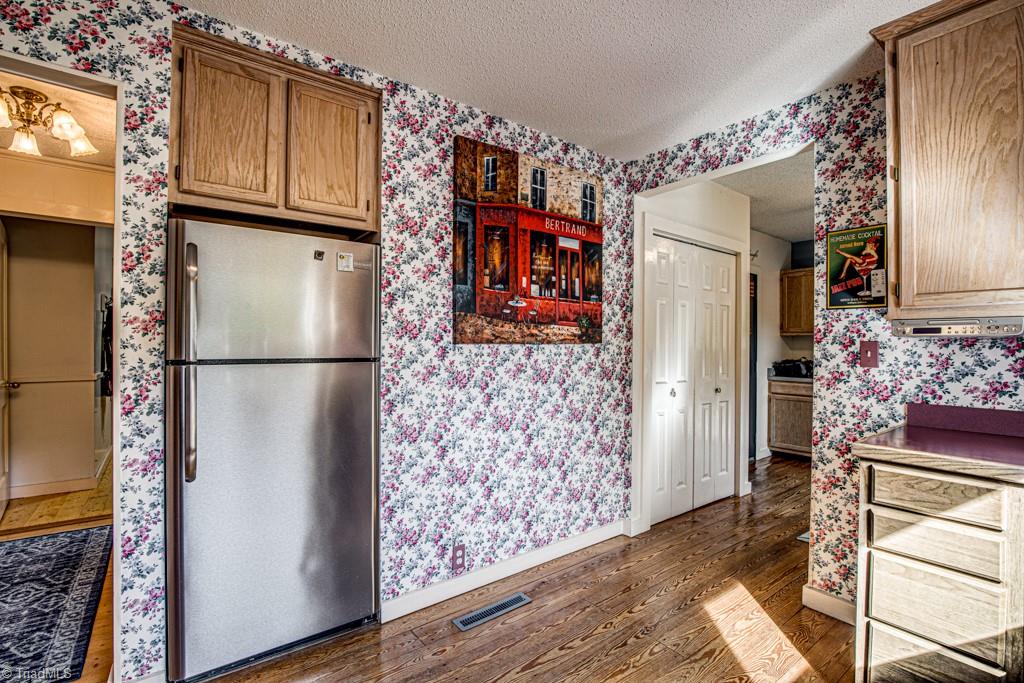3144 South Stratford Road Clemmons, NC 27103 - Photo 6 of 45 Gallery Image 6